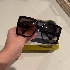 Gucci sunglasses - GG0876S